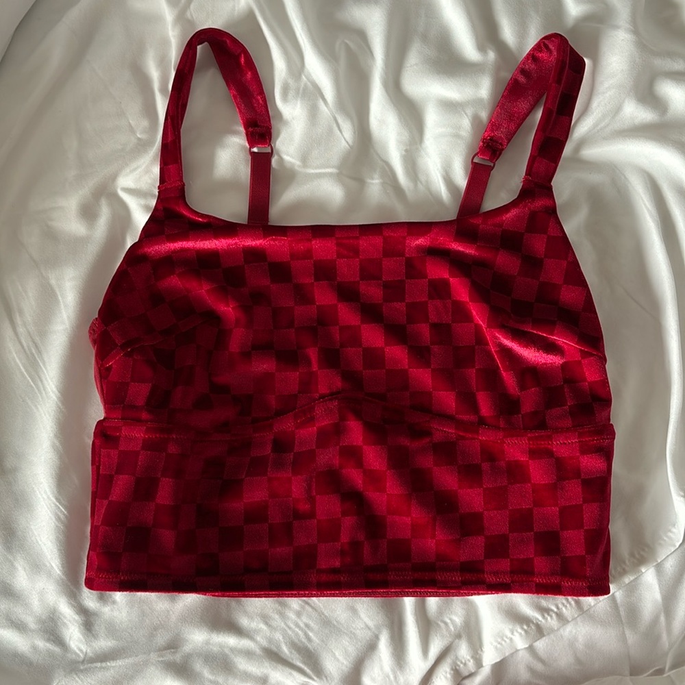 Medium Colsie checkered maroon Crop top